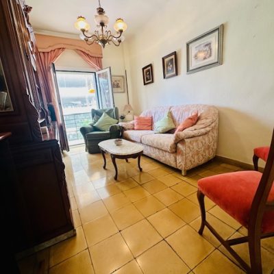 Piso en venta en calle de la Princesa Merce, 3
