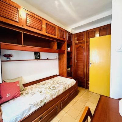 Piso en venta en calle de la Princesa Merce, 3